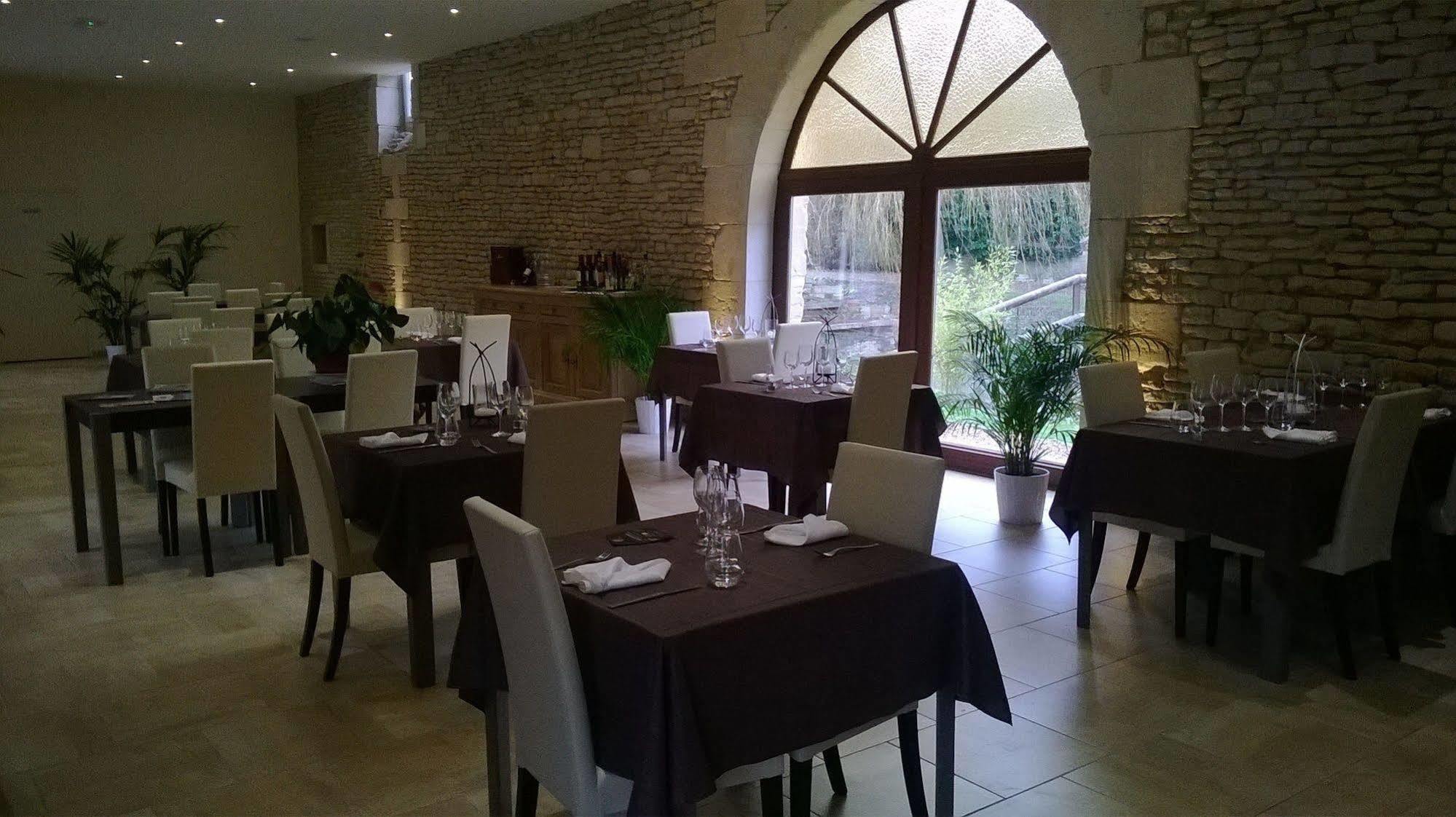 Auberge De La Luzerne Bernières-sur-Mer Eksteriør billede